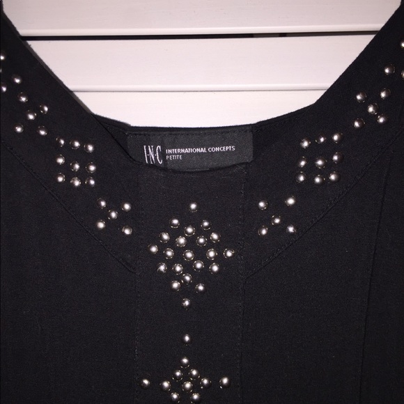 Top - Picture 2 of 4